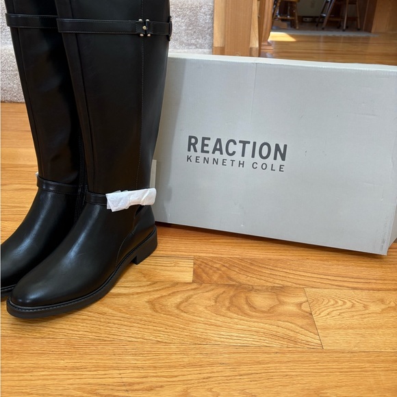 Kenneth Cole Reaction Shoes - NWOT, Kenneth Cole Reaction Black Heeled Boots